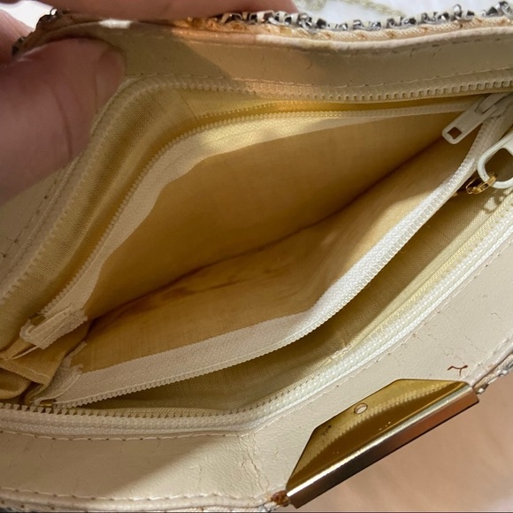 Vintage‎ women’s cream metal mesh  crossbody purse - Picture 8 of 12